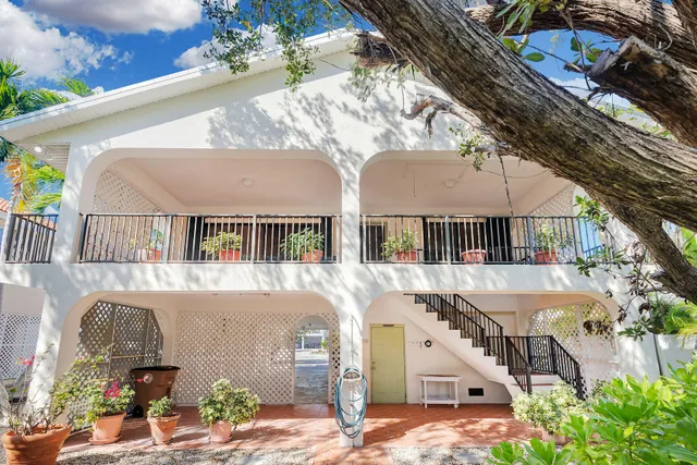 $1,200,000 | 844 Copa D Oro, Marathon, FL 33050