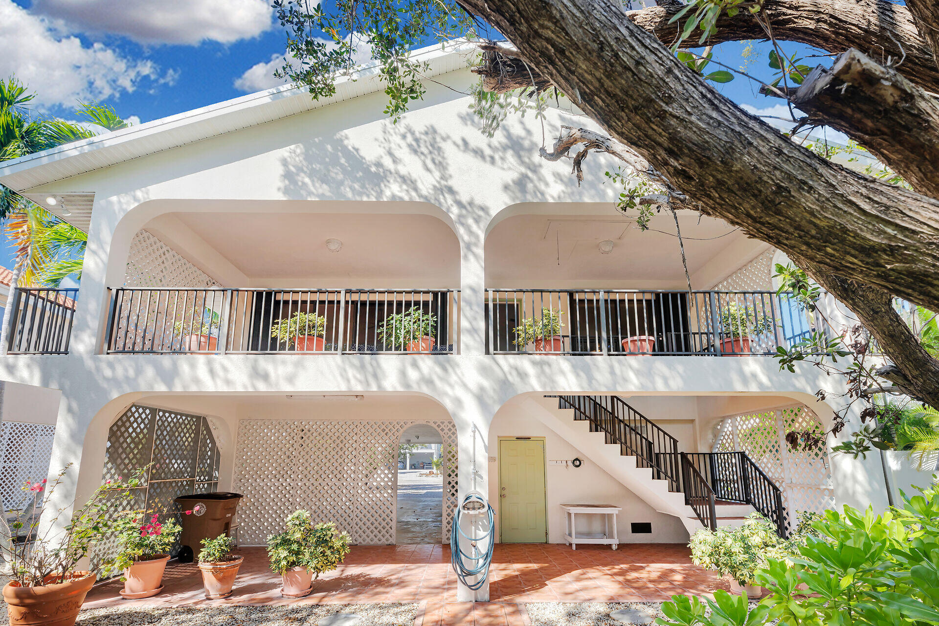 844 Copa D Oro Marathon, FL 33050 - Photo 10 of 52 virtual-tour-361431-21