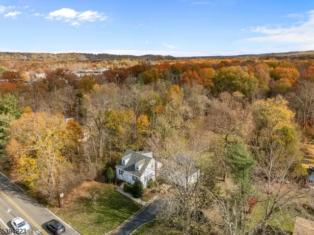 $529,000 | 220 Stirling Road, Warren, NJ 07059