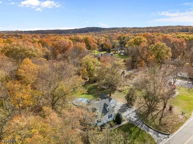 $529,000 | 220 Stirling Road, Warren, NJ 07059