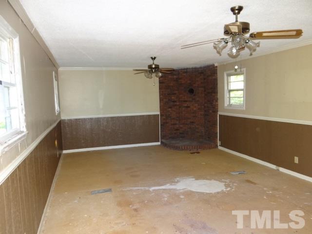 621 Phillips Road Selma, NC 27576 - Photo 3 of 13 Gallery Image 3