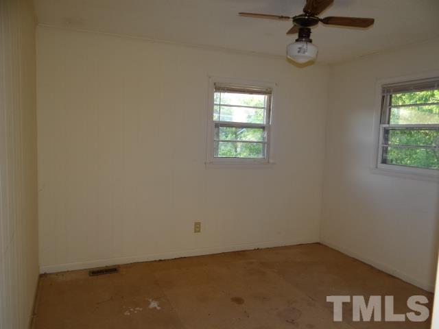621 Phillips Road Selma, NC 27576 - Photo 10 of 13 Gallery Image 10