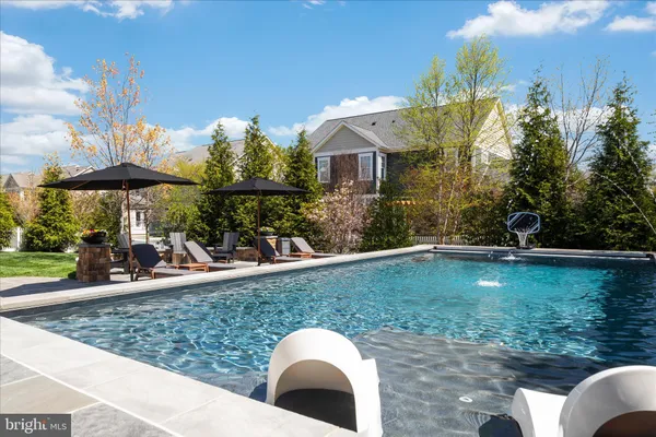 $2,000,000 | 24932 Sawyer Mills Court, Aldie, VA 20105