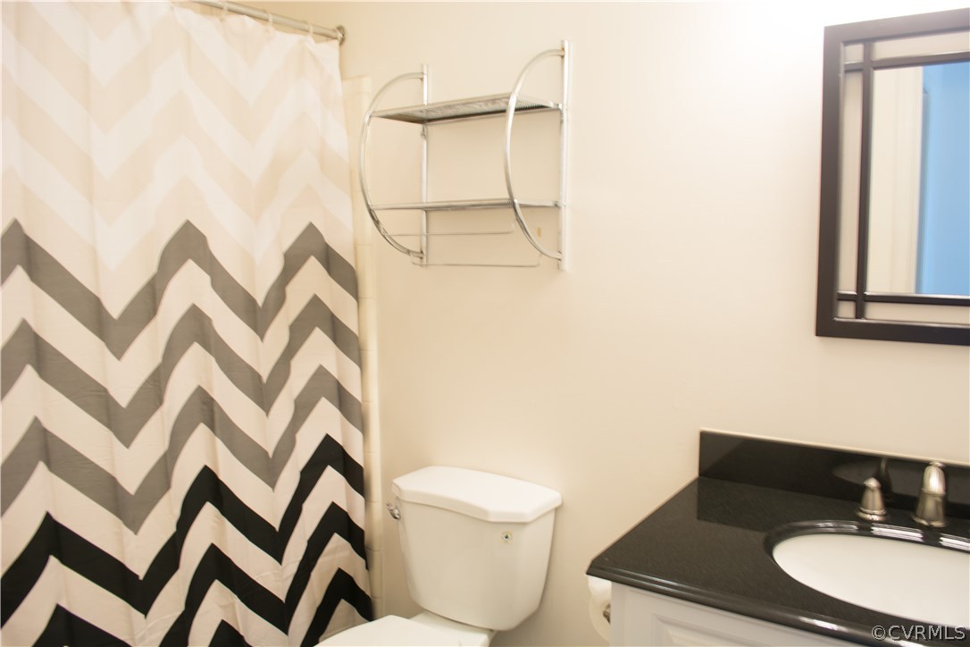 4517 Rabbit Foot Lane North Chesterfield, VA 23236 - Photo 15 of 41 Master Bathroom