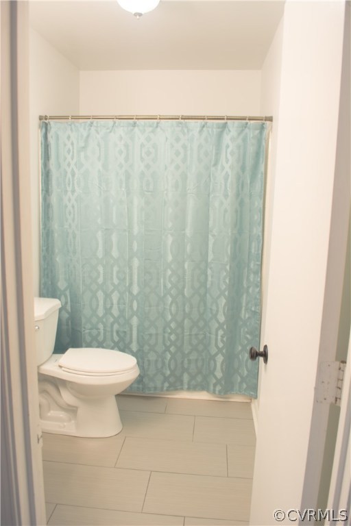 4517 Rabbit Foot Lane North Chesterfield, VA 23236 - Photo 20 of 41 Upstairs Full Bathroom