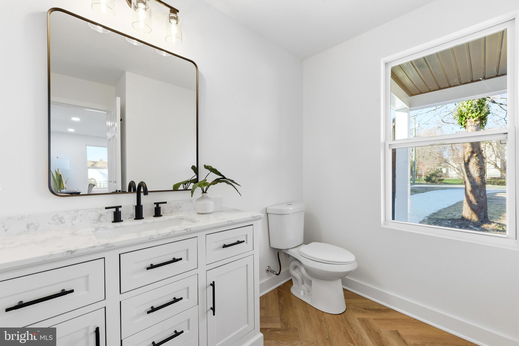 42 Johnson Road Pasadena, MD 21122 - Photo 14 of 57