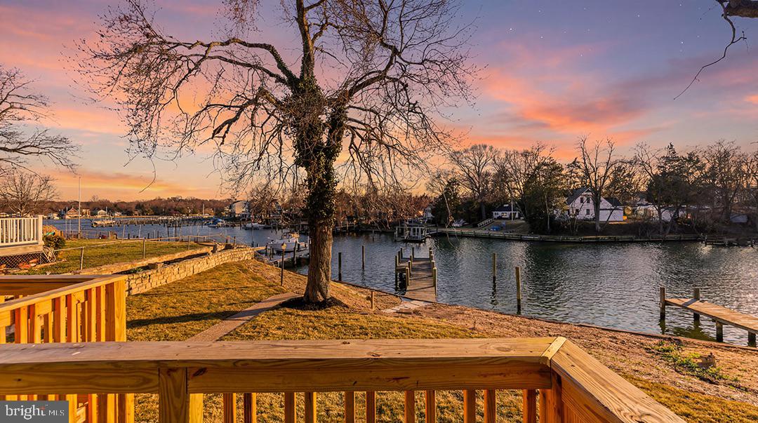 42 Johnson Road Pasadena, MD 21122 - Photo 2 of 57