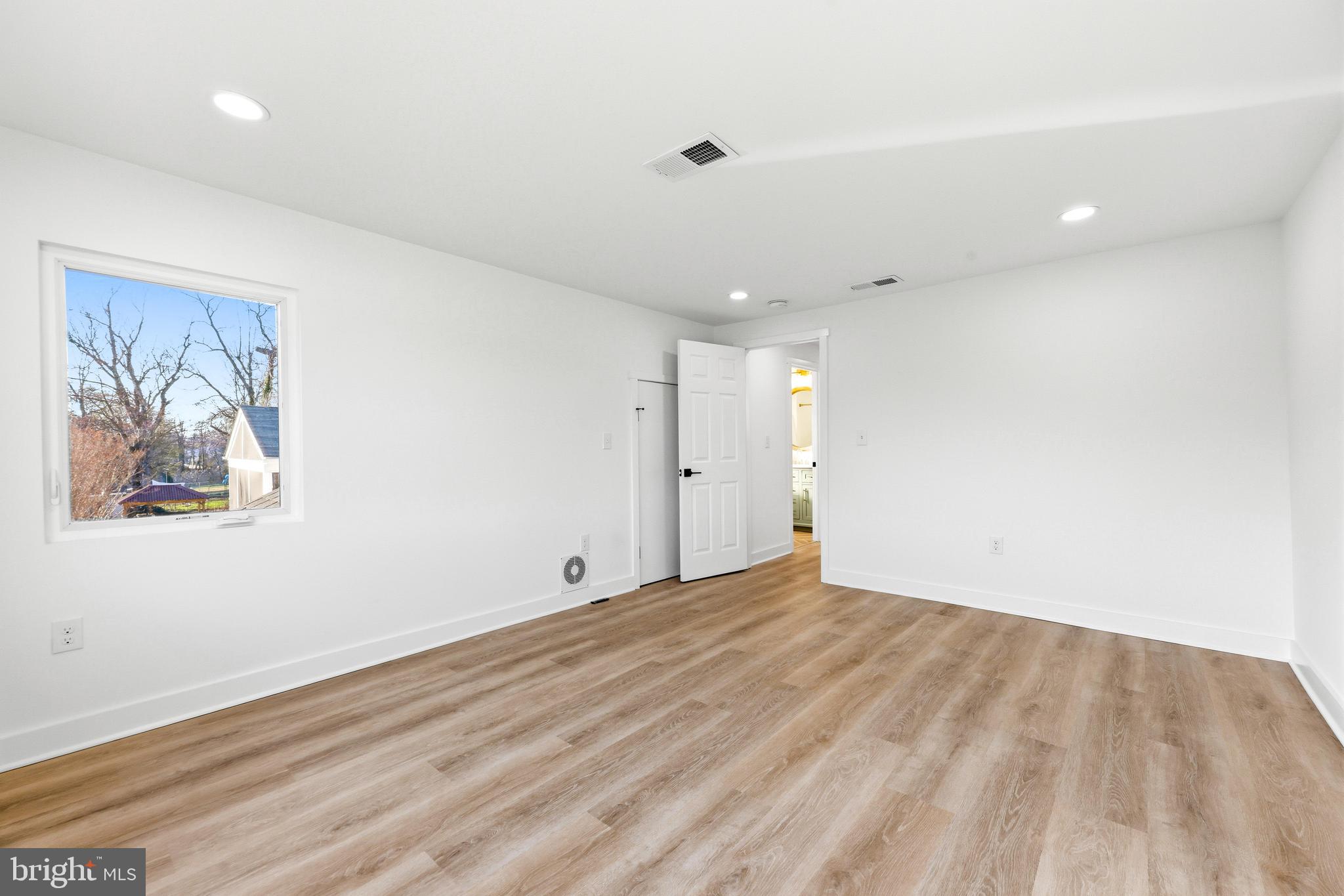 42 Johnson Road Pasadena, MD 21122 - Photo 37 of 57