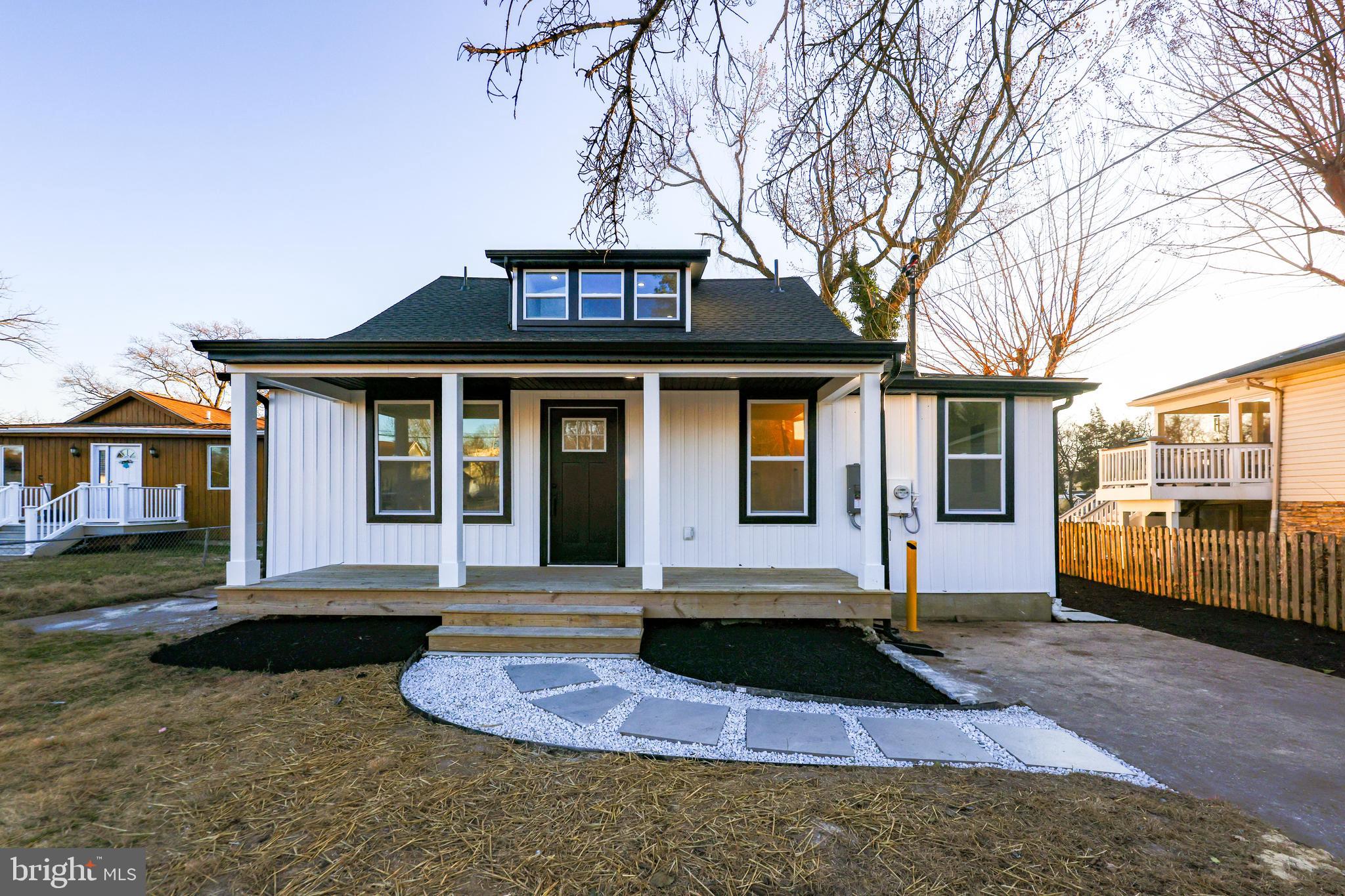 42 Johnson Road Pasadena, MD 21122 - Photo 5 of 57