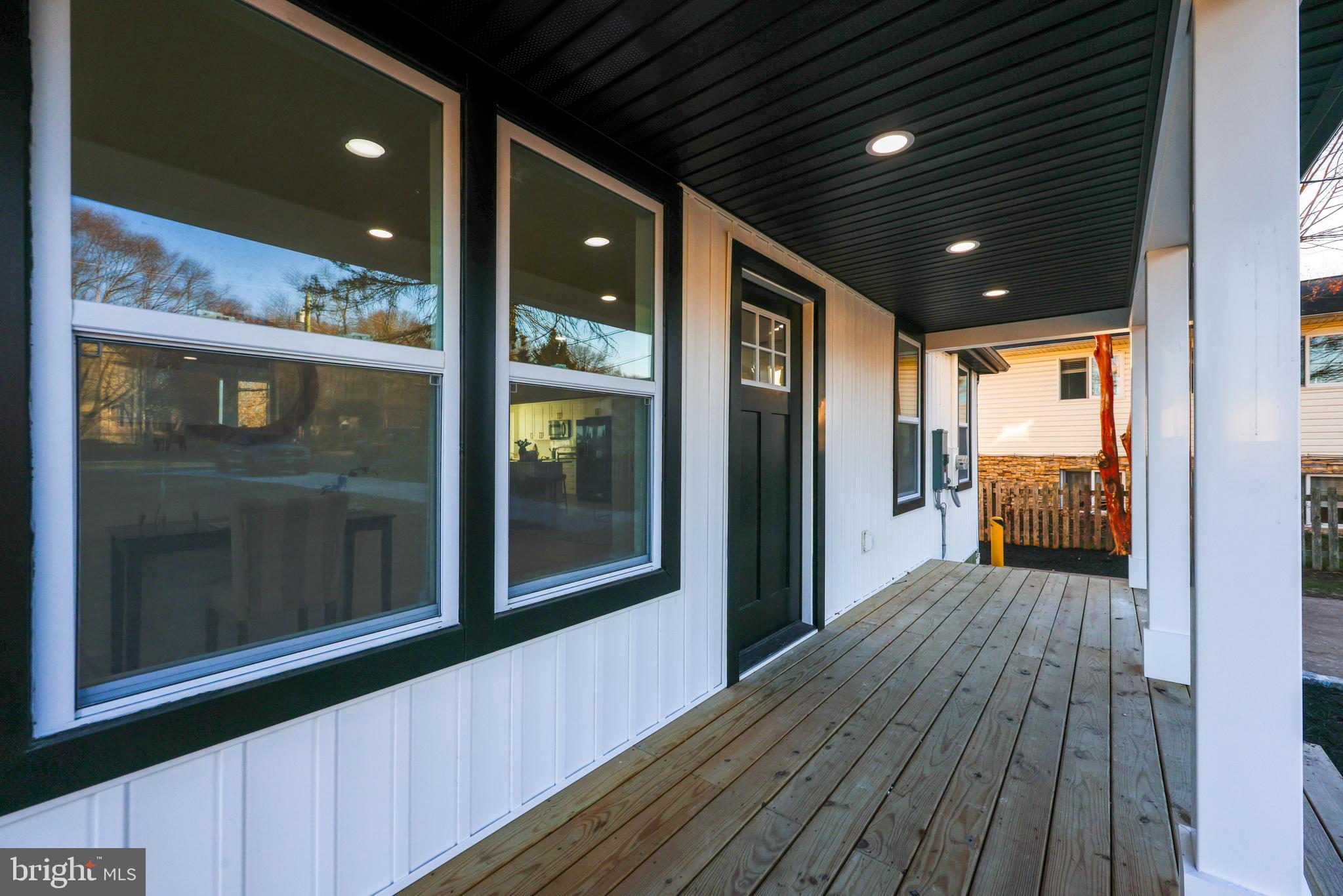 42 Johnson Road Pasadena, MD 21122 - Photo 10 of 57