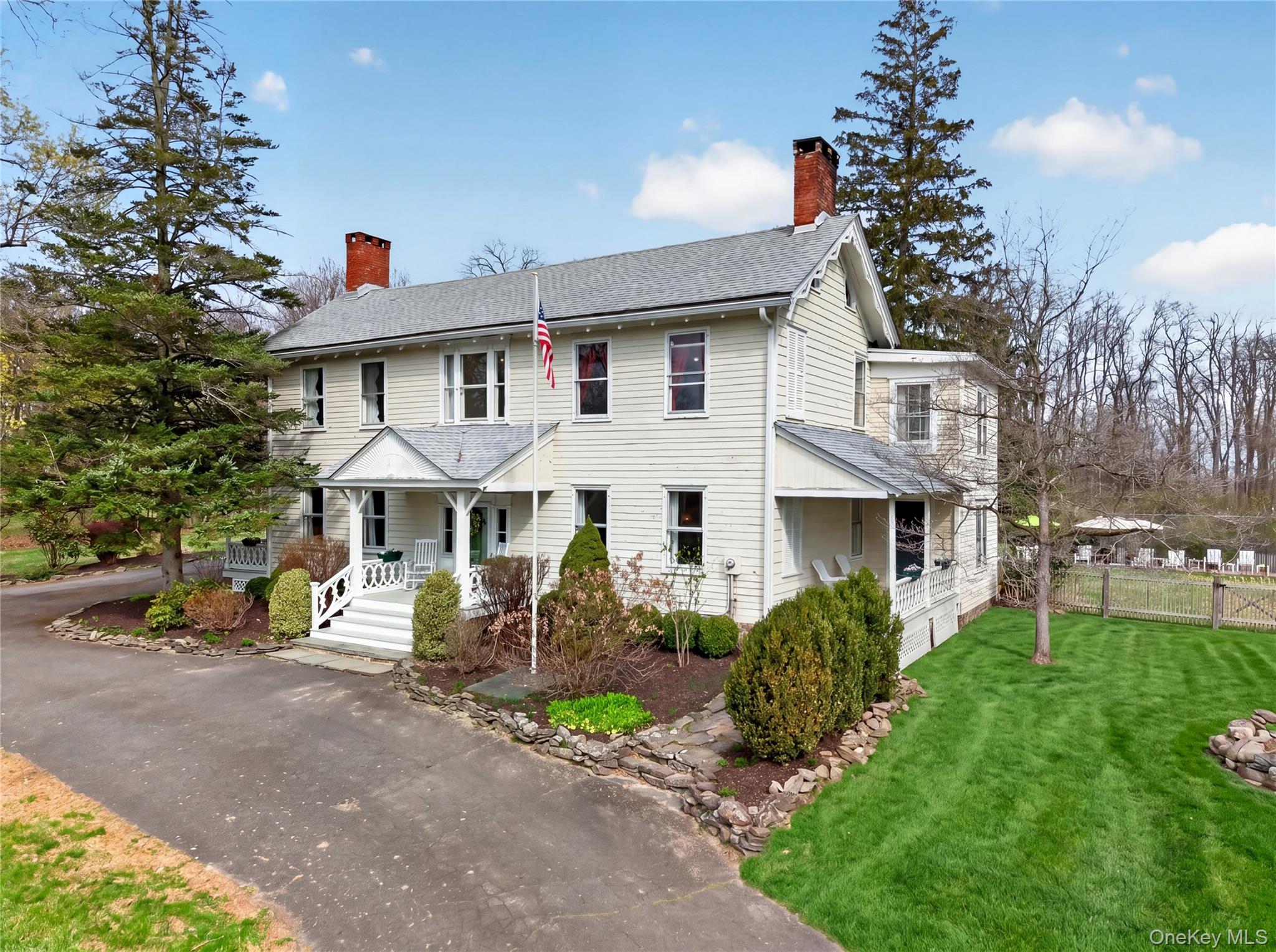 90 Quaker Avenue Cornwall, NY 12518 - Photo 2 of 50 a front view of a house with garden