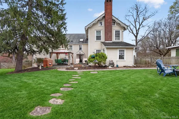 $1,099,000 | 90 Quaker Avenue, Cornwall, NY 12518