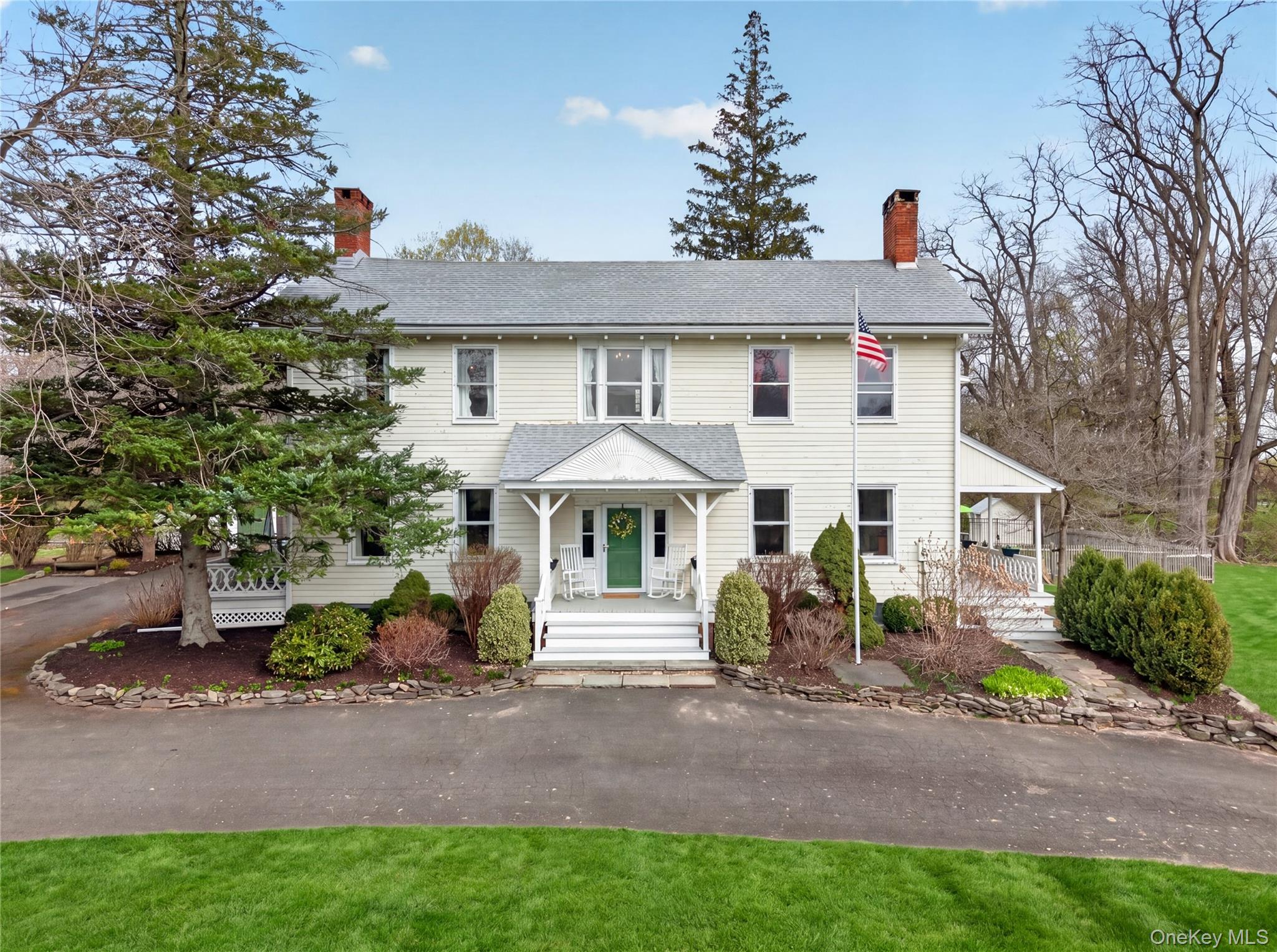 90 Quaker Avenue Cornwall, NY 12518 - Photo 7 of 50 a front view of a house with garden