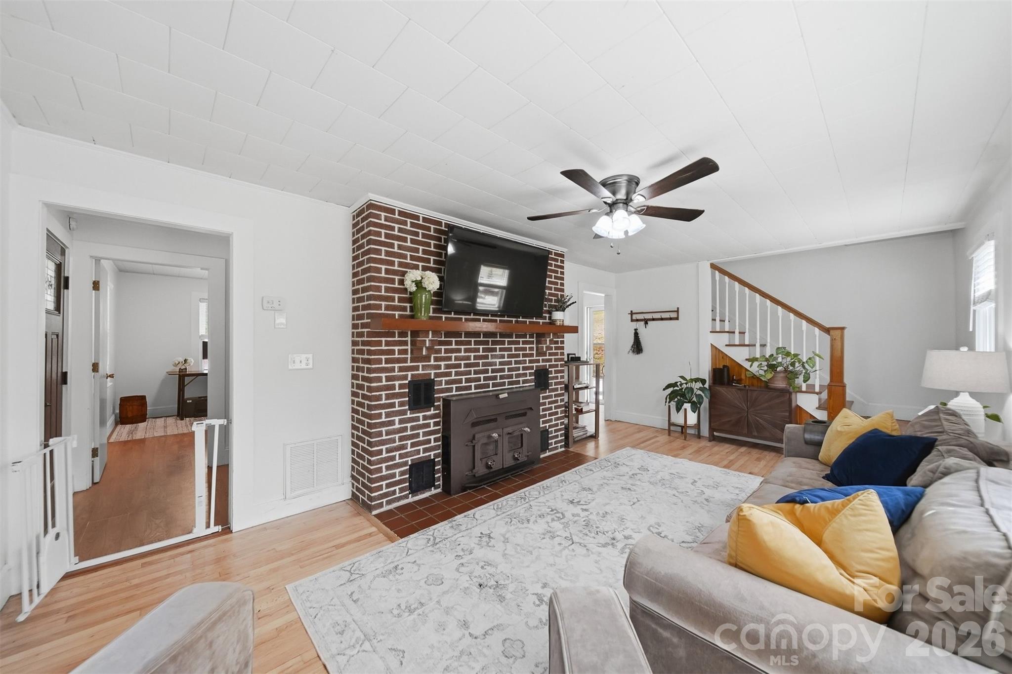 4316 Grandin Road Lenoir, NC 28645 - Photo 4 of 48