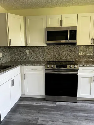 $299,000 | 6596 Via Regina, Unit 6596, Boca Raton, FL 33433