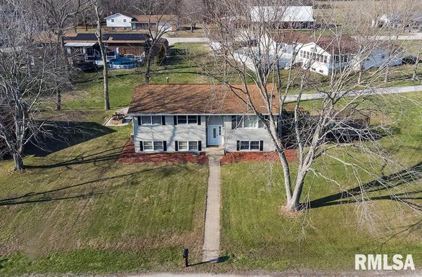 $250,000 | 15047 Colony Lane, Effingham, IL 62401