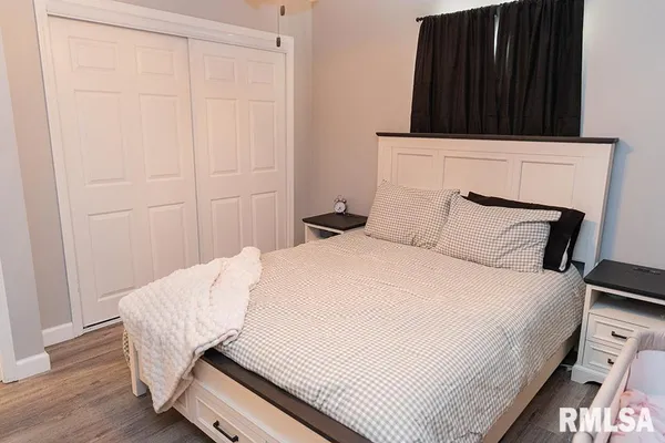 $250,000 | 15047 Colony Lane, Effingham, IL 62401