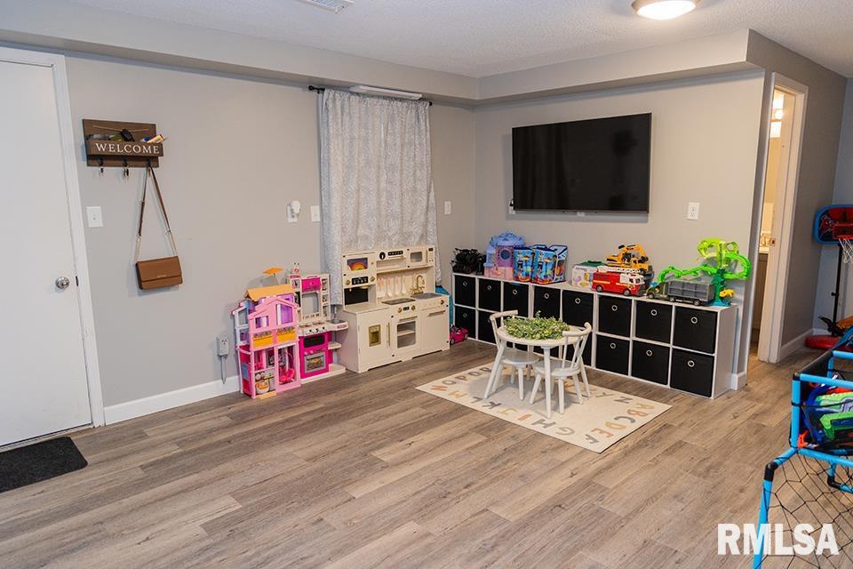 15047 Colony Lane Effingham, IL 62401 - Photo 17 of 23