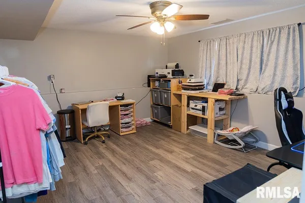 $250,000 | 15047 Colony Lane, Effingham, IL 62401