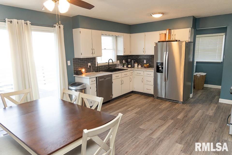 15047 Colony Lane Effingham, IL 62401 - Photo 6 of 23