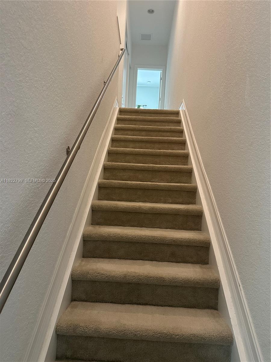 11718 Southwest 13th Ct. Pembroke Pines, FL 33025 - Photo 15 of 35 a view of entryway