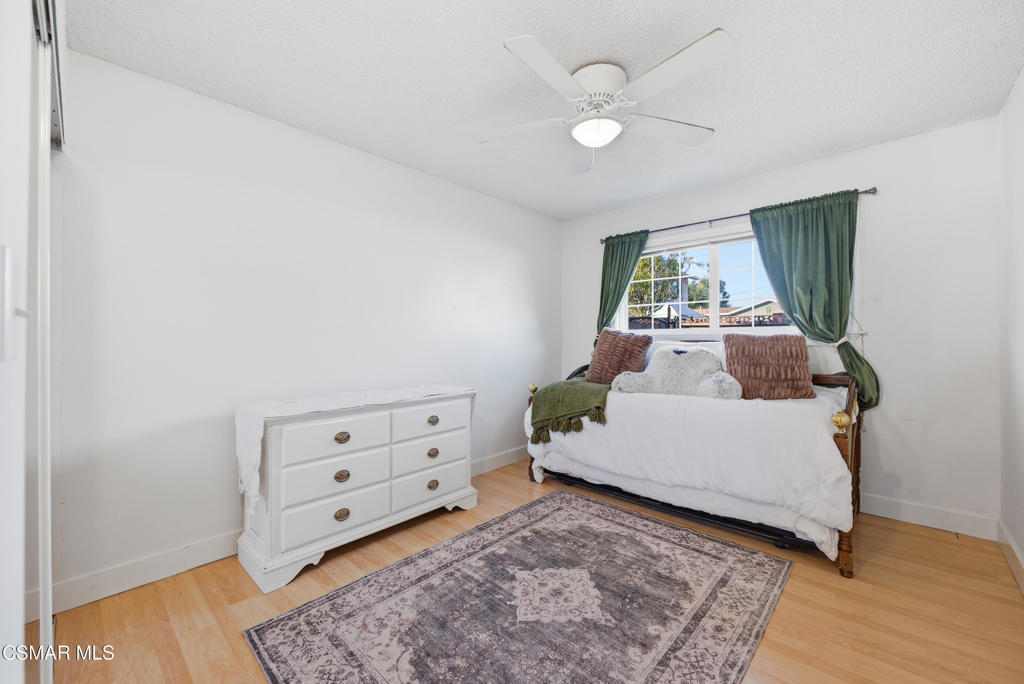 2267 Morley Street Simi Valley, CA 93065 - Photo 19 of 35