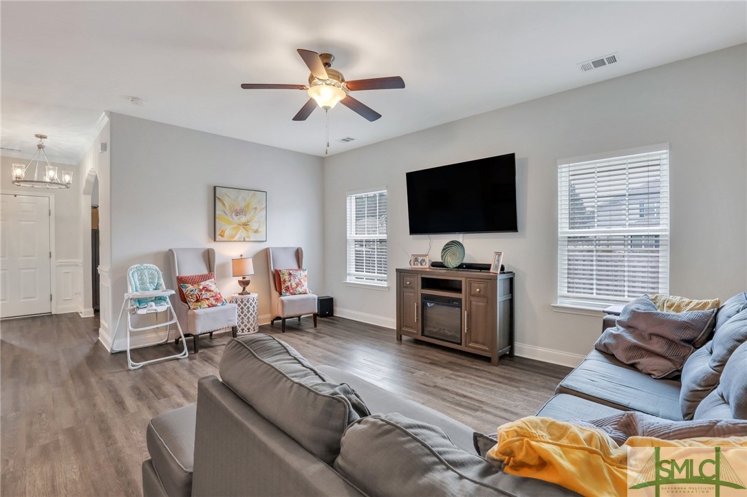118 Cockle Shell Road Savannah, GA 31419 - Photo 21 of 41 Great Room