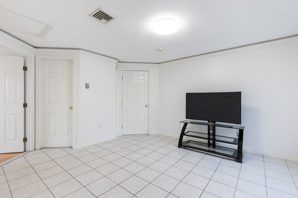 27 Beachview Avenue Saugus, MA 01906 - Photo 35 of 38 a view of livingroom with furniture