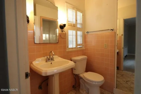 $3,950 | 326 West Camino Colegio, Santa Maria, CA 93454