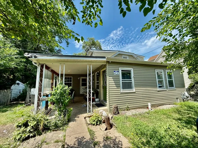 $269,900 | 2118 Fairfield Avenue, Melrose Park, IL 60164