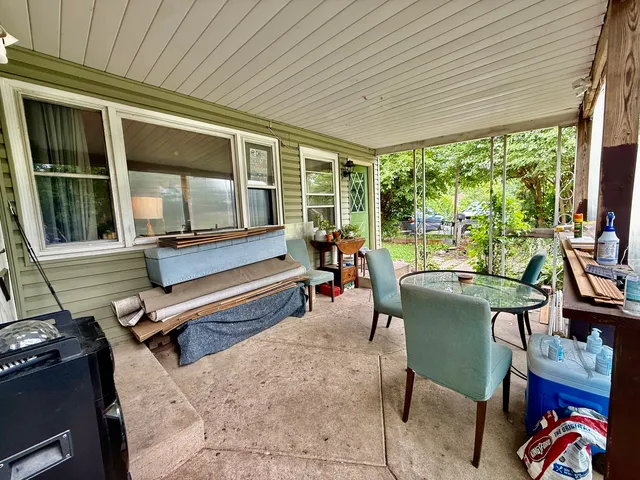 $269,900 | 2118 Fairfield Avenue, Melrose Park, IL 60164