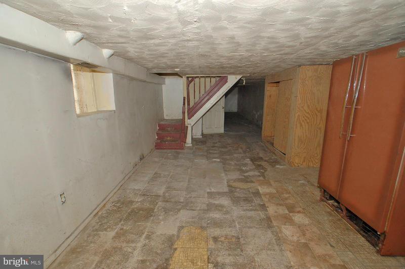 3735 Reisterstown Road Baltimore, MD 21215 - Photo 7 of 29 a view of entryway