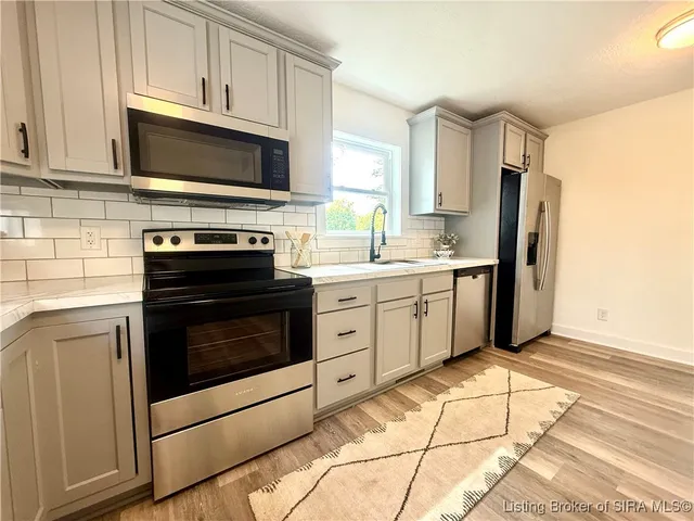 $249,900 | 15008 Railroad Street, Memphis, IN 47143