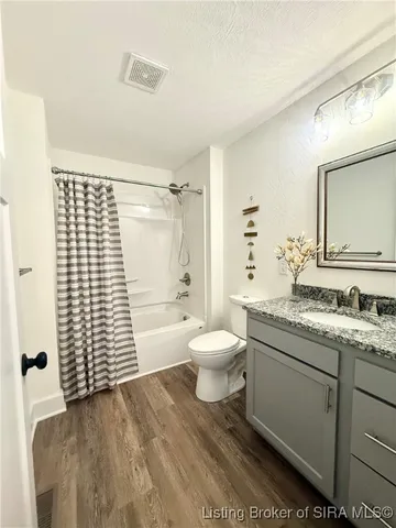 $249,900 | 15008 Railroad Street, Memphis, IN 47143