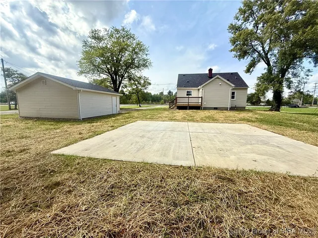 $249,900 | 15008 Railroad Street, Memphis, IN 47143
