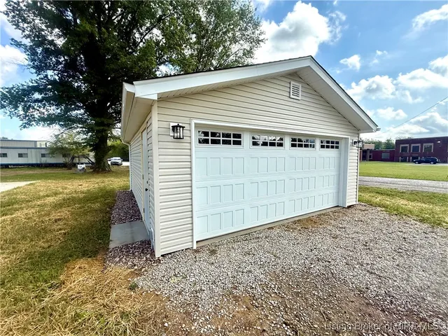 $249,900 | 15008 Railroad Street, Memphis, IN 47143