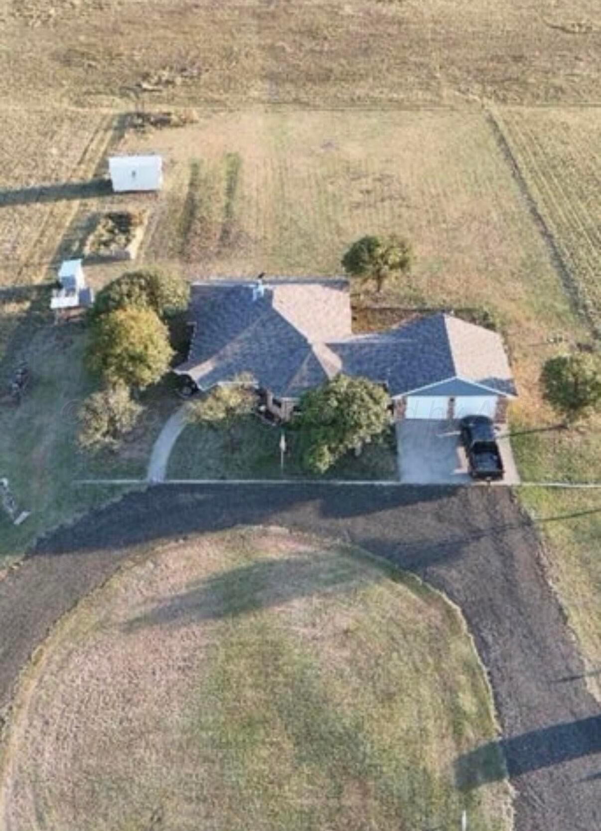 3513 South Masterson Road Amarillo, TX 79118 - Photo 6 of 42 IMG_1550