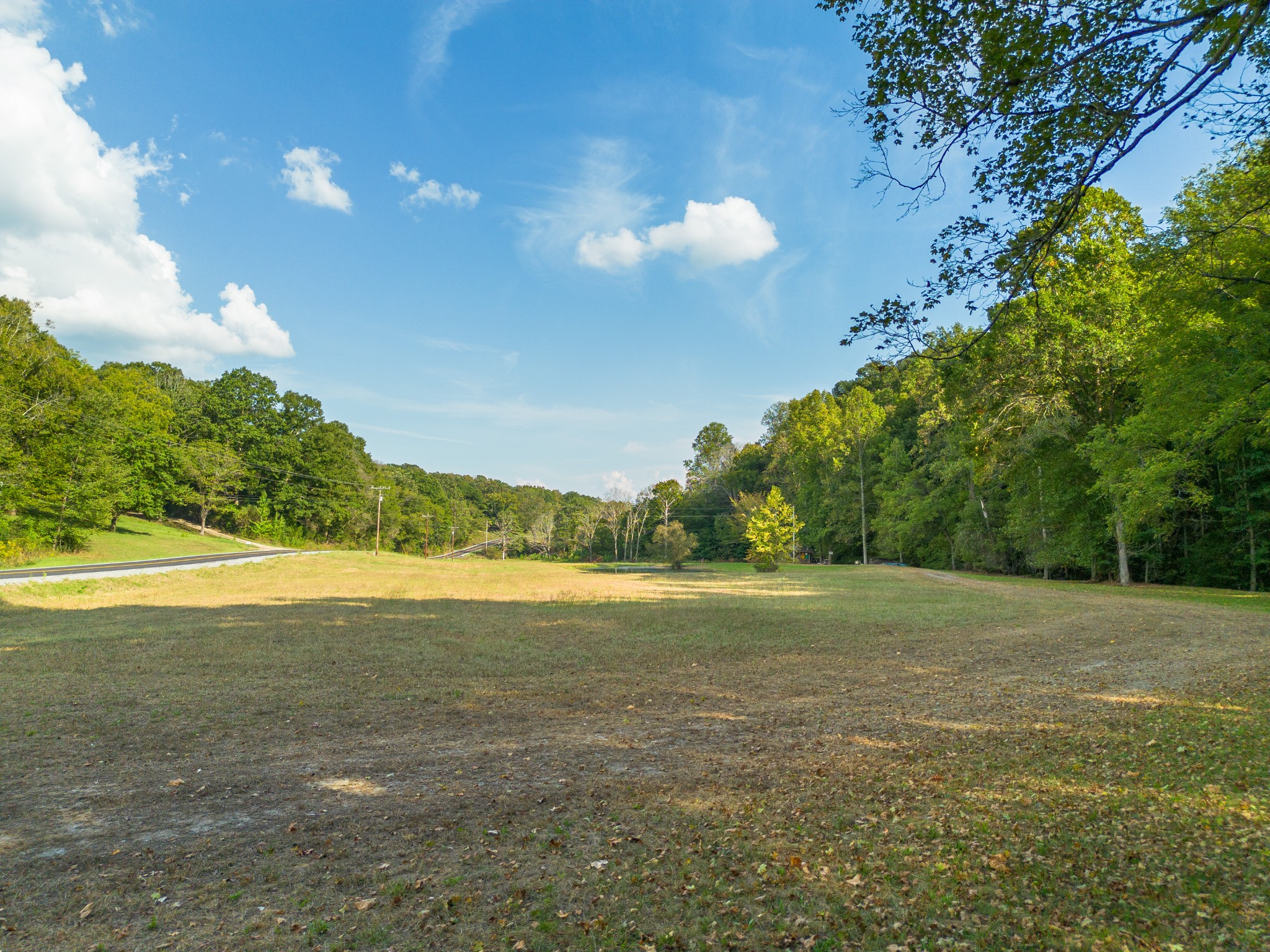 0 Puckett Hollow Road Centerville, TN 37033 - Photo 29 of 53 a view of an ocean and a mountain