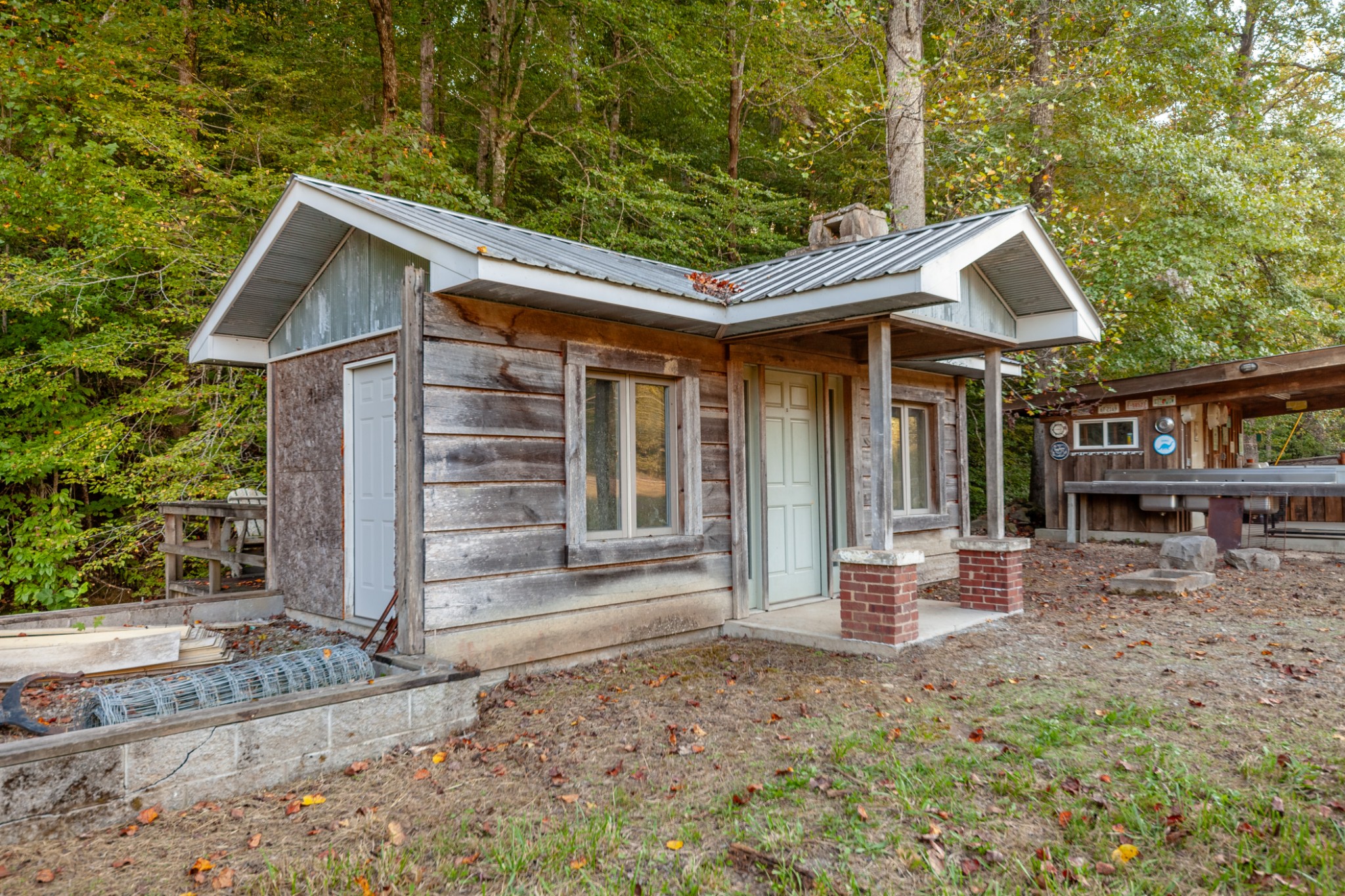 0 Puckett Hollow Road Centerville, TN 37033 - Photo 10 of 53 a front view of a house with a porch