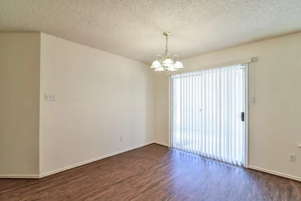 $2,450 | 307 Stell Avenue, Mansfield, TX 76063