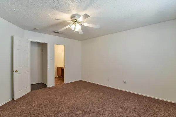 $2,450 | 307 Stell Avenue, Mansfield, TX 76063