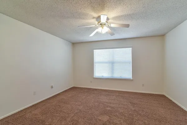 $2,450 | 307 Stell Avenue, Mansfield, TX 76063