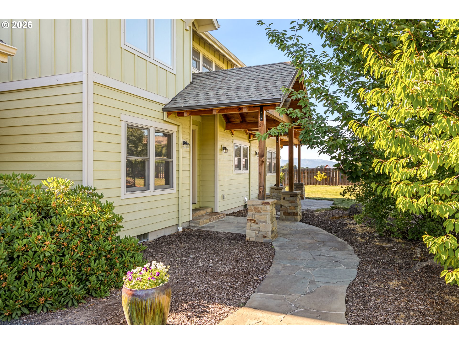 3066 Thomsen Road Hood River, OR 97031 - Photo 6 of 48