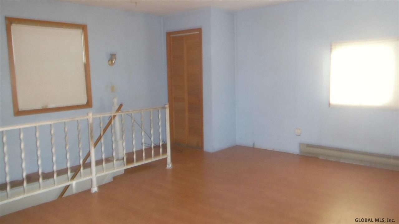 307 Glengary Road Schenectady, NY 12304 - Photo 8 of 9 Photo 9