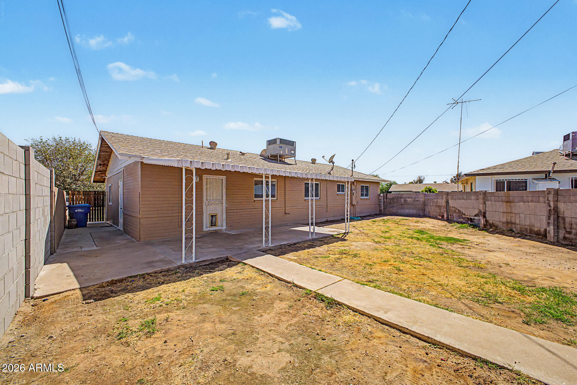 2022 East Monterey Way Phoenix, AZ 85016 - Photo 28 of 29 a view of a house basement