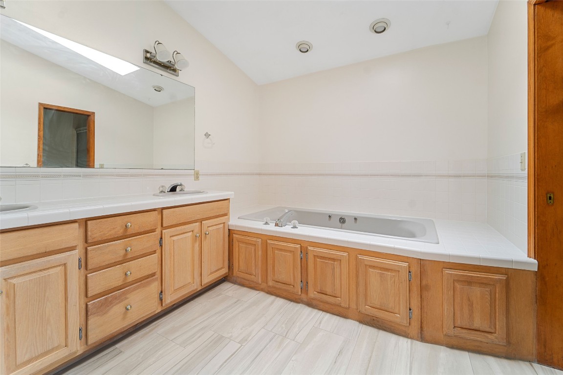 3104 Knapp Road Vestal, NY 13850 - Photo 16 of 35 Gallery Image 16