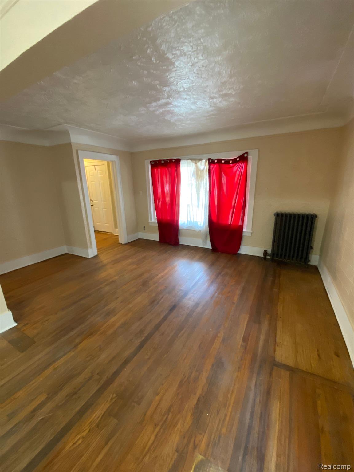 74 Walnut Street River Rouge, MI 48218 - Photo 3 of 19 Gallery Image 3