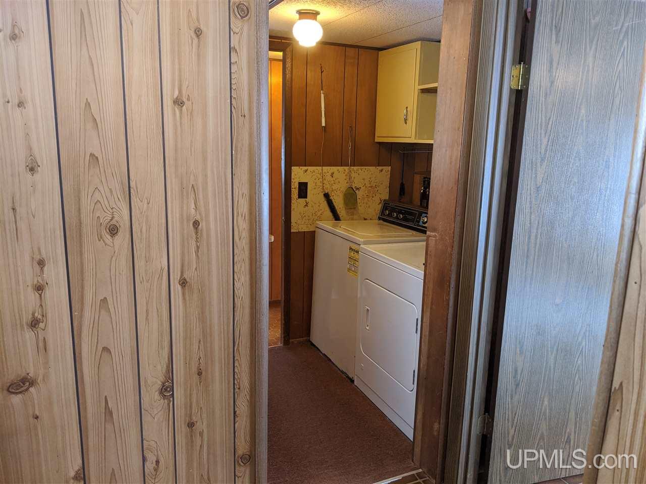 6975 M 5 Escanaba, MI 49829 - Photo 15 of 17