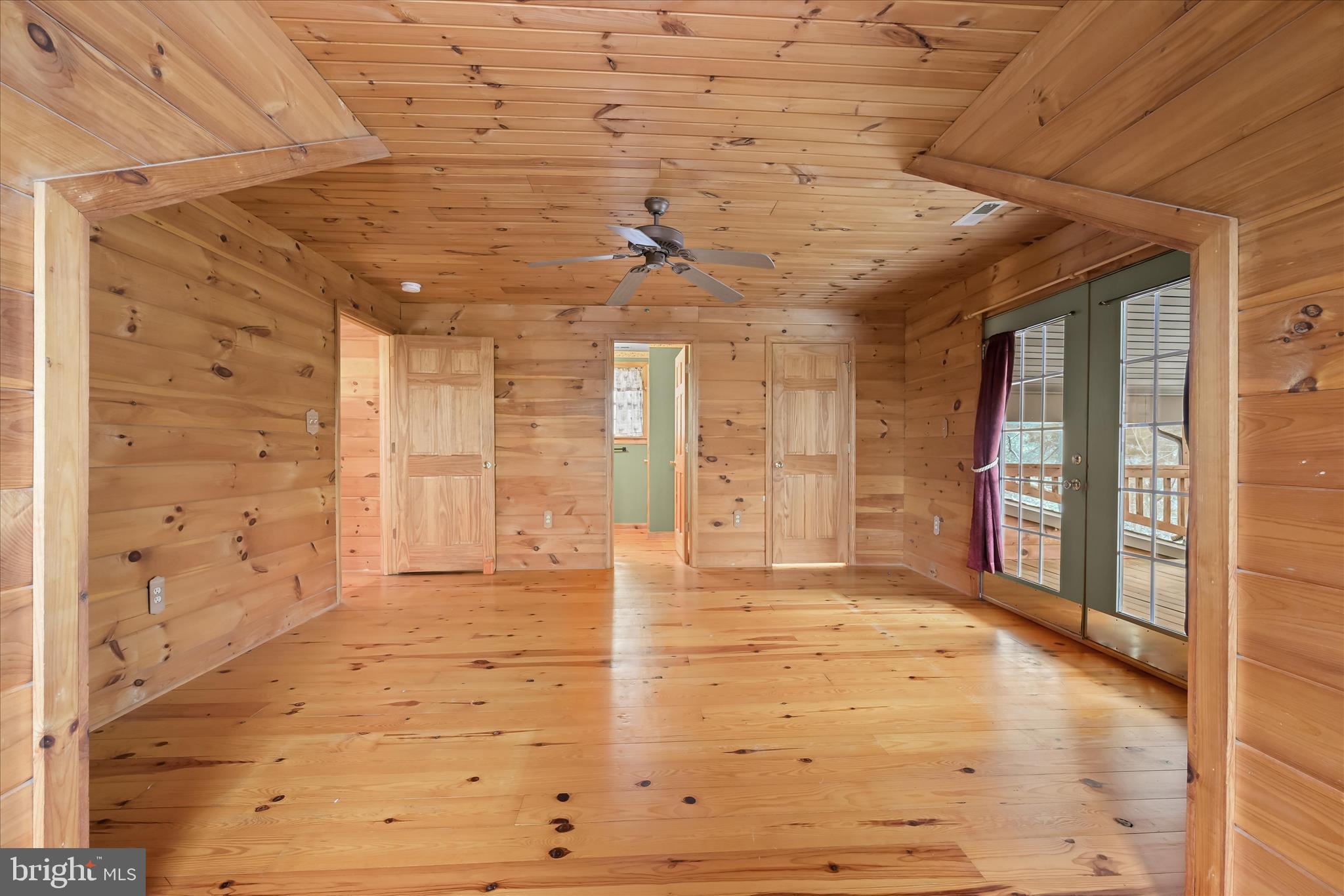 3580 Flickinger Road Westminster, MD 21158 - Photo 31 of 81 a view of an entryway of a house