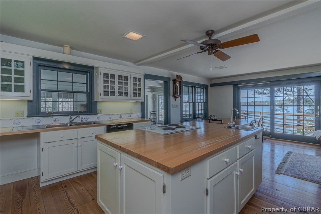 85 Rivers Bend Road Lancaster, VA 22503 - Photo 12 of 46 Butcher block countertops